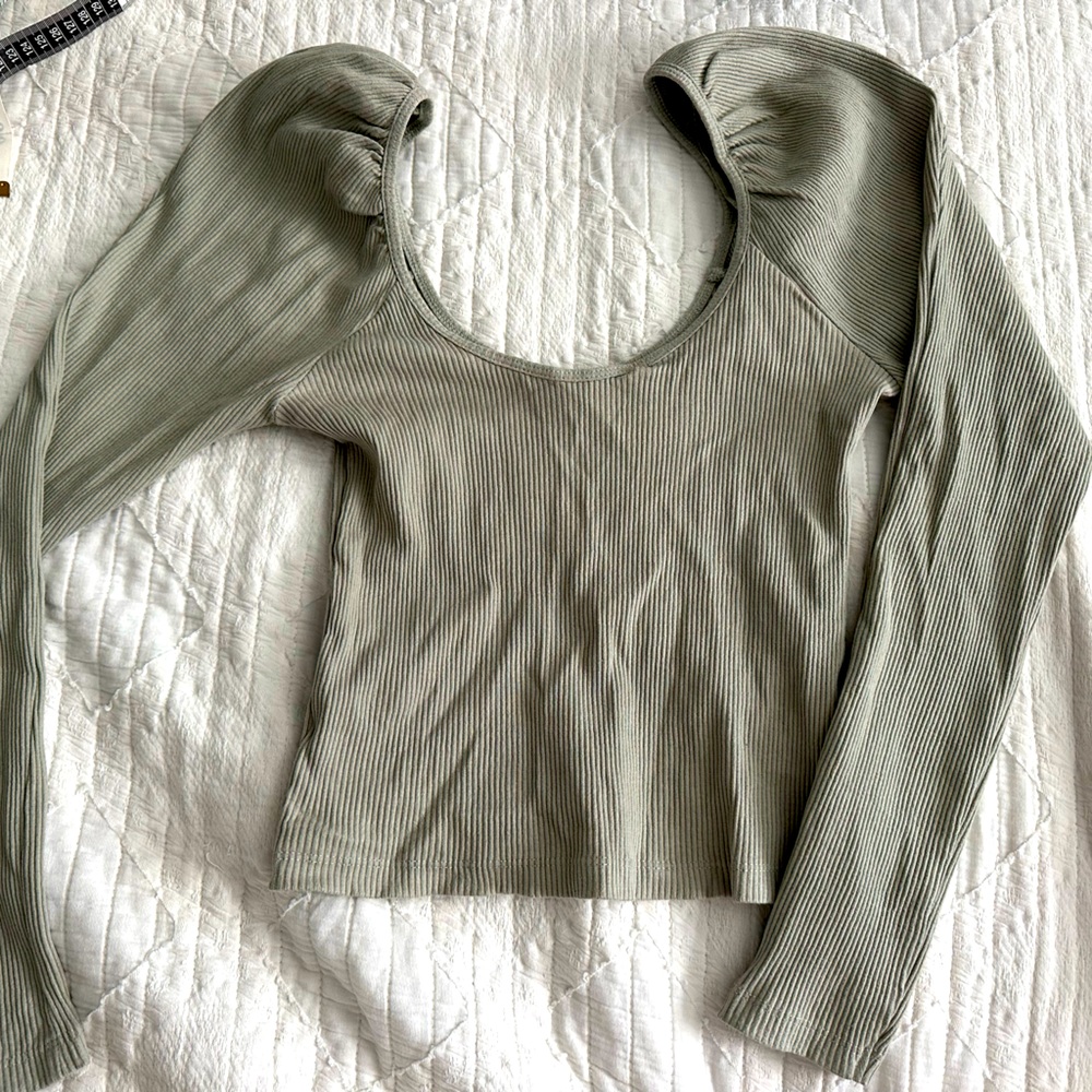 Zara cropped rubbed puffy sleeve top